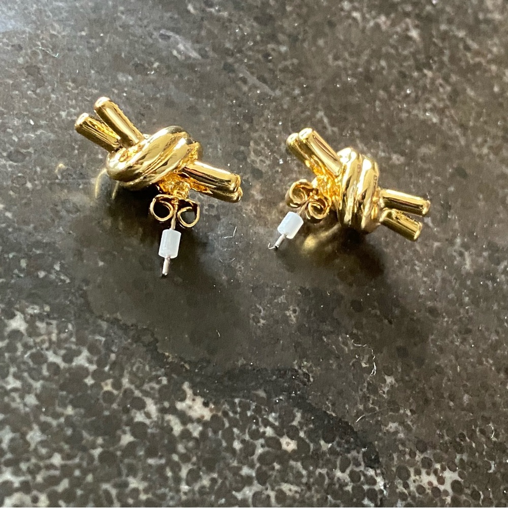 🌹HOST PICK🌹 NWT Madewell Knotted Medium Stud Earrings - Picture 6 of 10